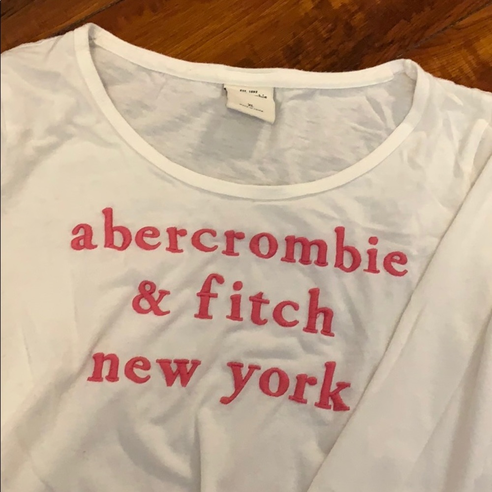 A&F KIDS LONG SLEEVE TEE